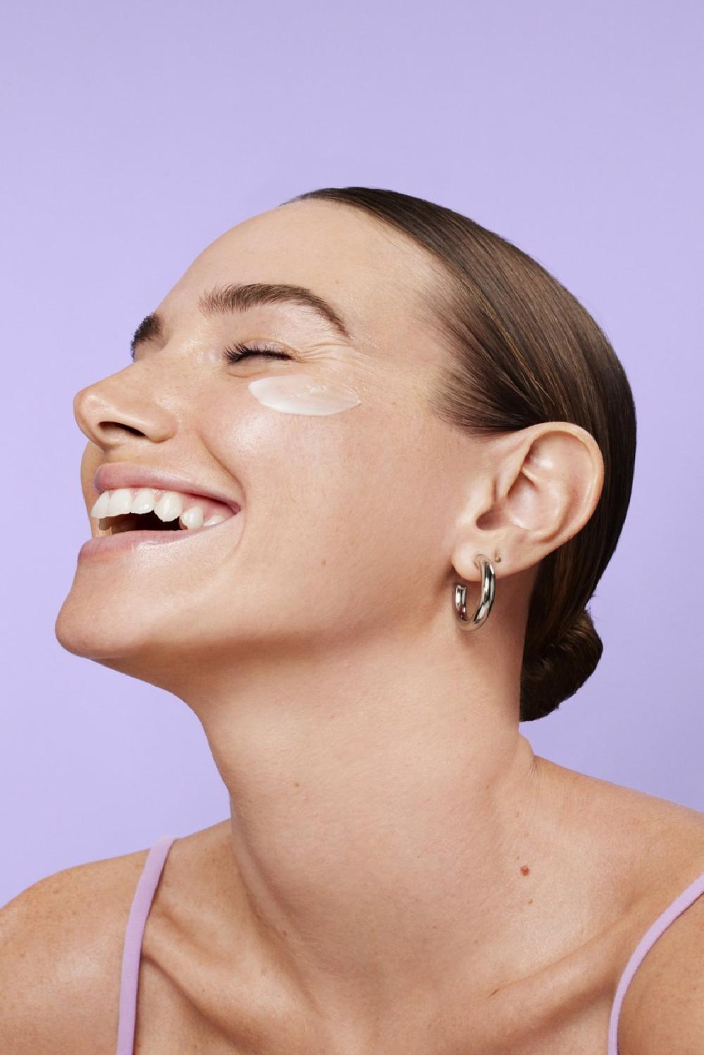 Retinol Güç, Sabır ve Doğru Adımlar: Cilt Bariyerini Korumak İçin Rehber