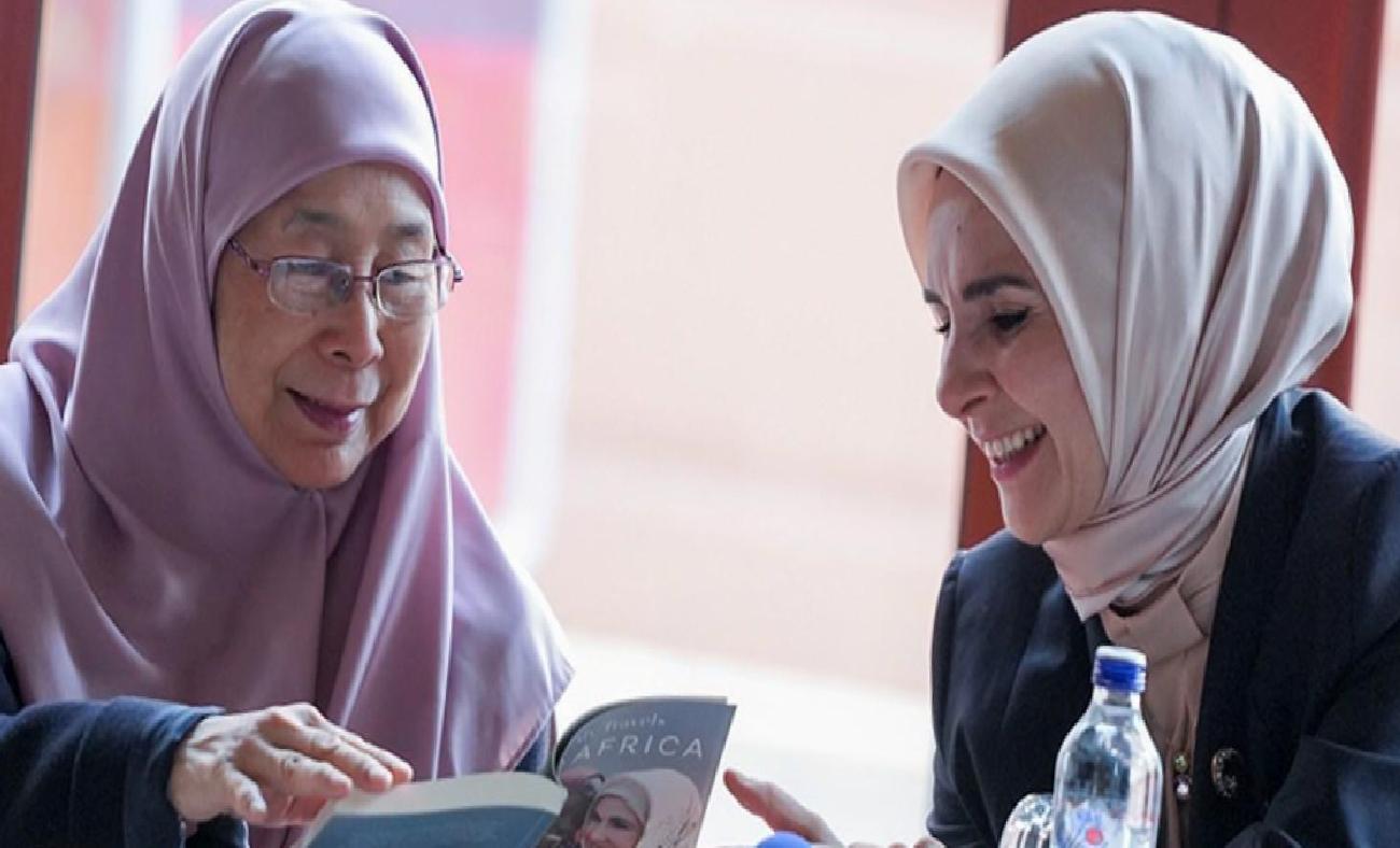 Ankara'da Afrika El Sanatları Pazarı ve Kültür Evi'nde Mali heyet ziyaretleri ve dayanışma mesajı