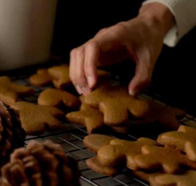 Çay Yanında Şekersiz Tarçınlı Zencefilli Kurabiye: Düşük Kalorili Lezzet