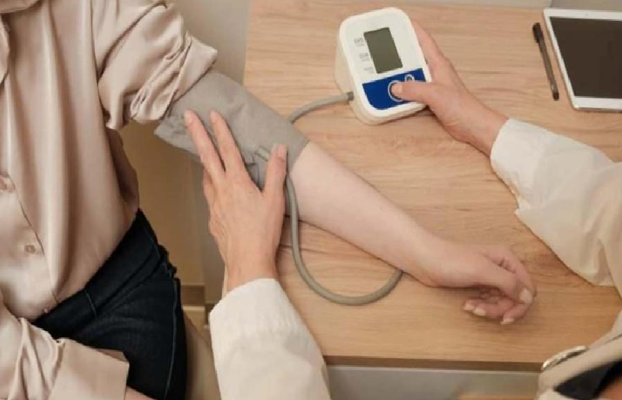 Hipertansiyonun Sessiz Tehlikesi ve Yaşam Tarzı Değişikliklerinin Önemi