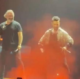 Tarkan’ın İstanbul Konserinde Cem Yılmaz ile Sürpriz Düet ve Unutulmaz Anlar