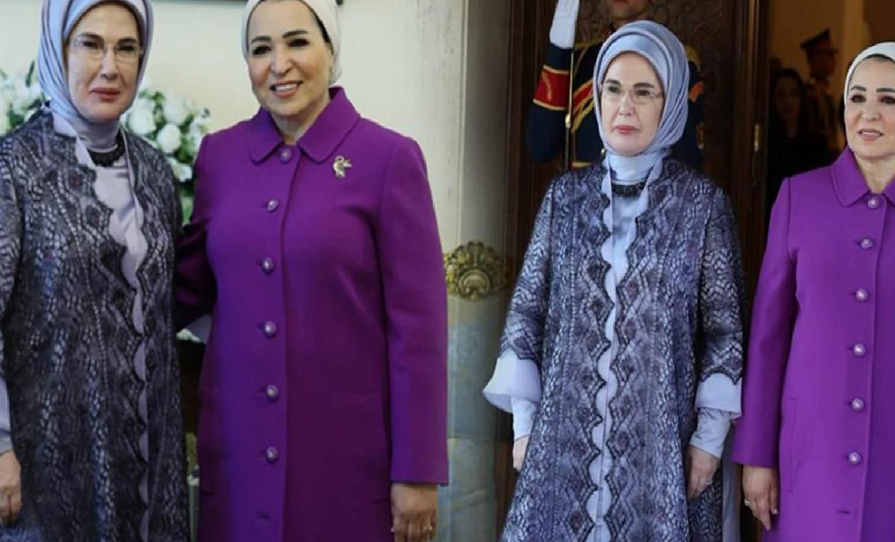 Emine Erdoğan ve Entissar Amer'in Mısır Ziyareti: Müze ve Piramitler Önünde Hatıra Fotoğrafları