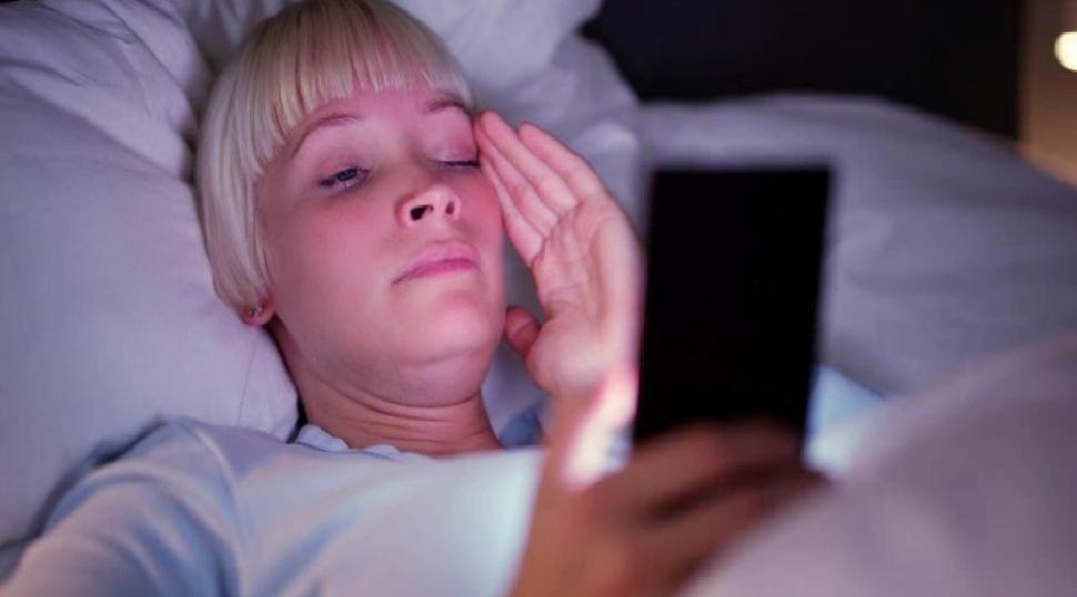 Göz Sağlığını Korumak İçin Ekran Kullanımını Yeniden Gözden Geçirmek