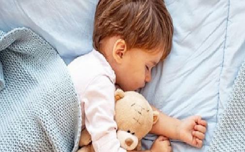 Kış Aylarında Çocukların Uyku Düzeni: Gecikmeden Büyümeye Doğru İyi Bir Plan