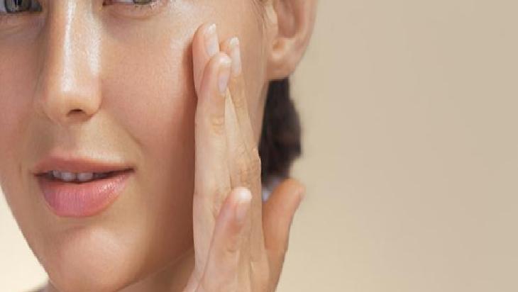 Kolay Cilt Maskesi: Keten Tohumu, Pirinç ve Aloe Vera ile Nem ve Aydınlık