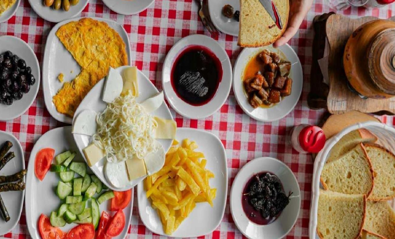 PATATESLİ YUMURTA TARİFİ