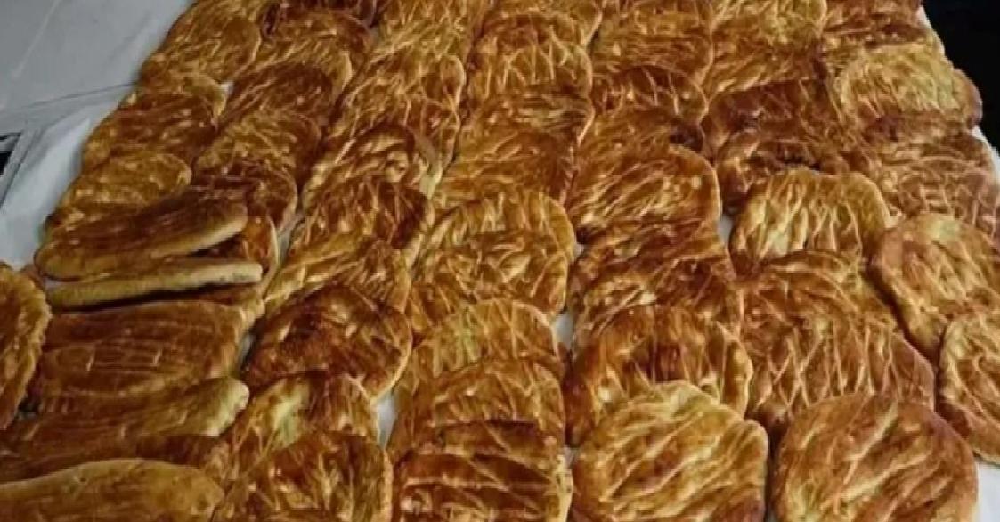 Van Çöreği: Ramazan ve Kahvaltı Sofralarının Vazgeçilmezi, Bol Tereyağlı Lezzet