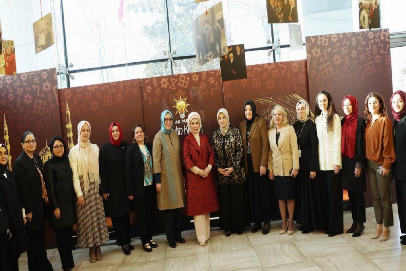 İftar Sofrasında Ramazan ve Diplomasi