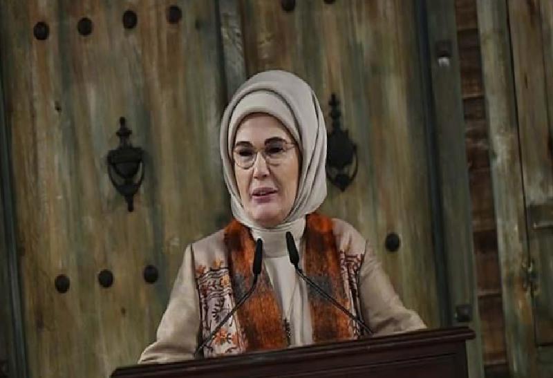 Emine Erdoğan Kuruluş Orhan Setini Ziyaret Etti ve Bozdağ Çalışma Platolarında Önemli Anlar Yaşandı
