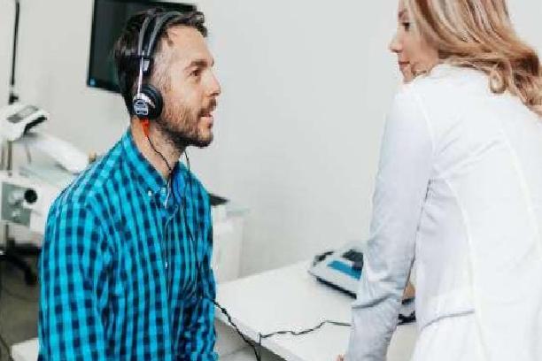 İşitme Kaybının Trafik Stresine Etkisi: Beynin Doğal Dengeyi Yeniden Kurması