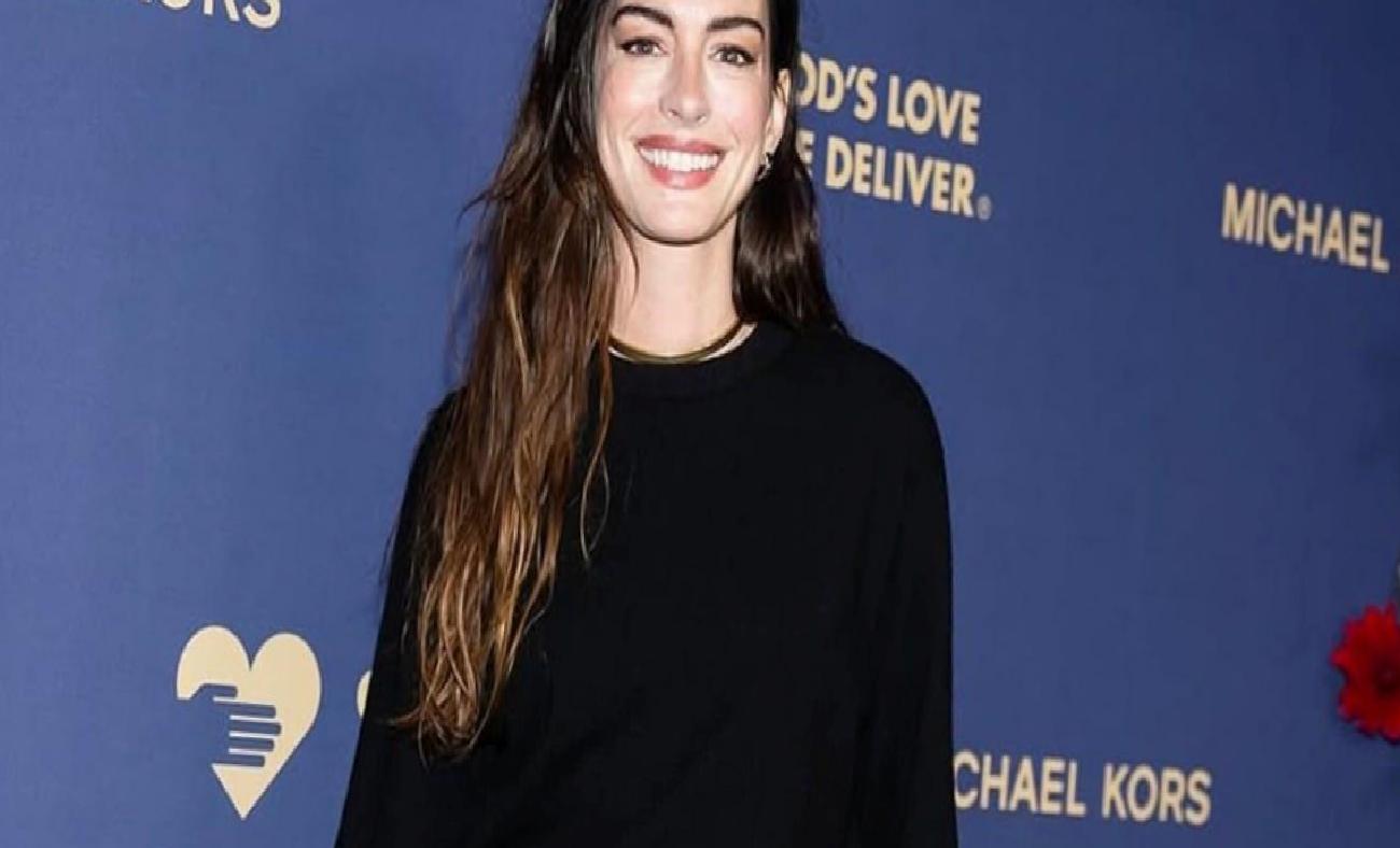 Anne Hathaway Röportajında İnşallah Sözü ve Sosyal Medya Tepkileri