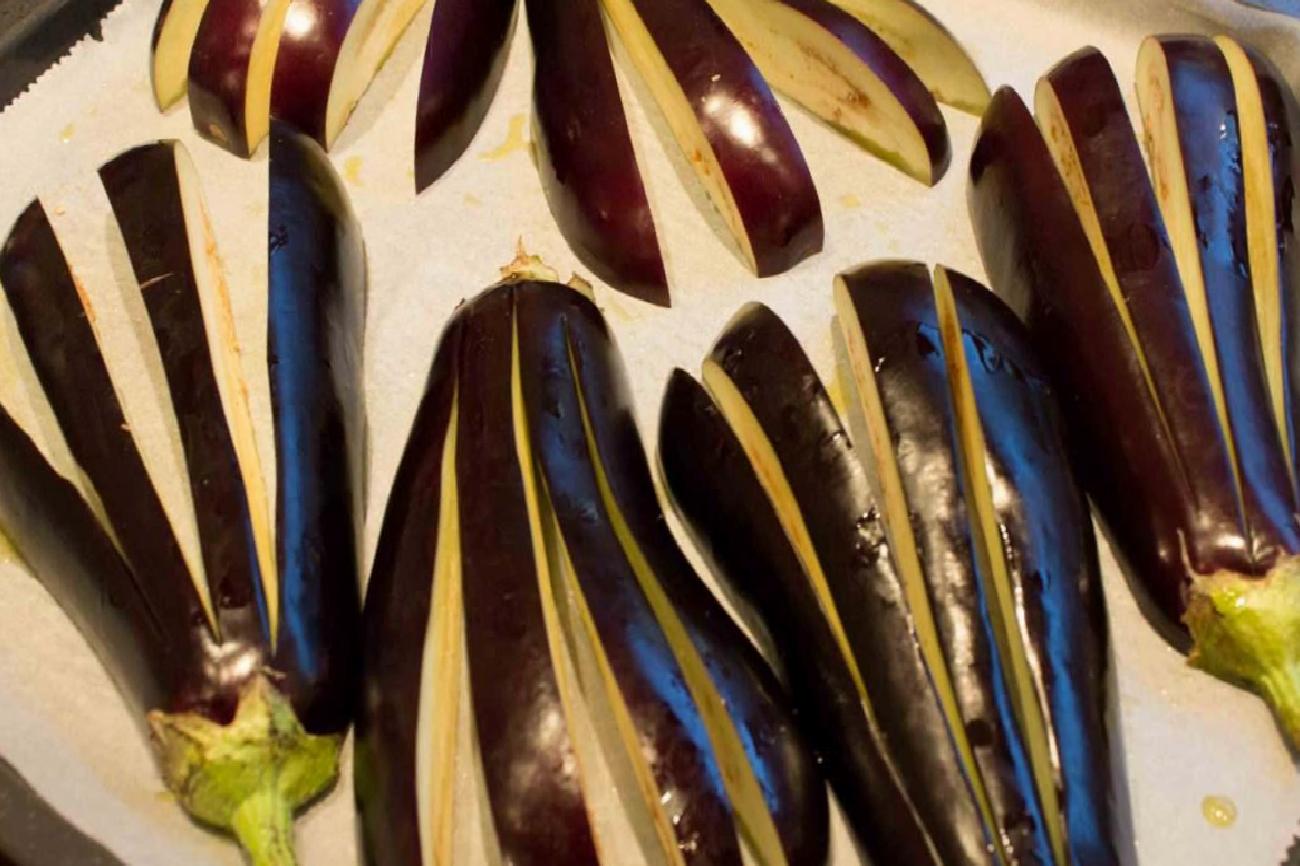 Çıtır Yelpa­ze Patlıcan: Tempura ve Panko ile Şık Bir Sunum