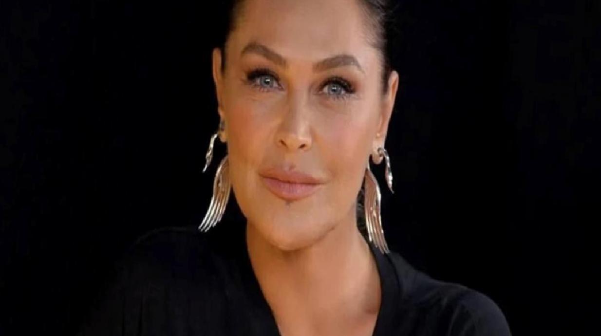 İbrahim Tatlıses'in Sağlık Durumu ve Hülya Avşar'dan Morali Ziyareti