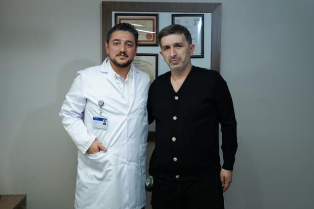 Karaciğerde 20 cm’lik Dev Kist Operasyonla İlk Kez Temizlendi: Emre Çort’un Yaşamını Değiştiren Şifa Hikayesi