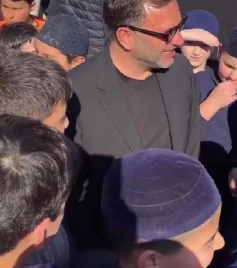 Okan Buruk Cenaze Töreninde Dua İçin Öğrencilerle Bir Araya Geldi