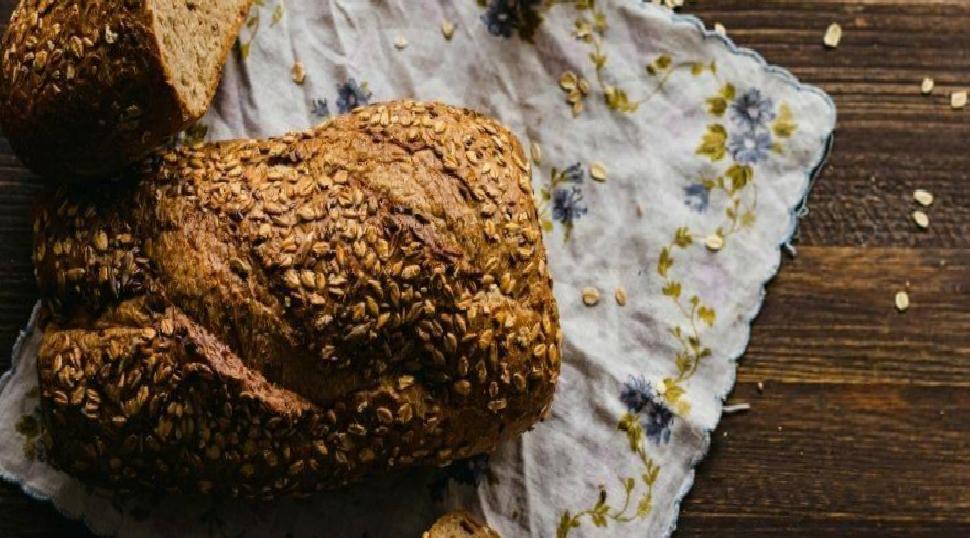 Tam Tahıllı Ekmekler: Çavdar mı, Tam Buğday mı? Sağlık İçin En Doğru Seçimler