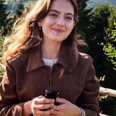 Taşacak Bu Deniz Dizisinin Oyuncusu Ava Yaman Ankara Etkinliğinde Samimi Açıklamalar