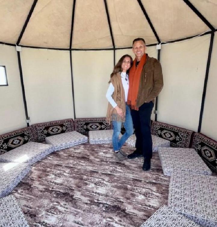 Travis Fox ve Michelle Fox'tan Eskil'de Sıradışı Bir Keşif: Tuz Gölü ve Bölge Kültürü Üzerine Bir Gezinti