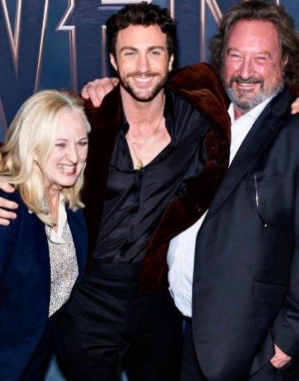 Aaron Taylor-Johnson Türkiye Sevgisi: Ailesi Bodrum'da Yaşıyor, İstanbul Ayrıntılarıyla Hayran Büyüledi