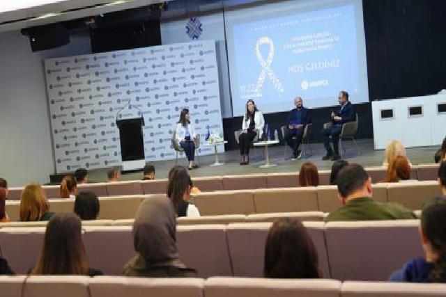 Aynadaki Gerçek: Cilt Kanserini Tanımak ve Korunma Yolları Paneli Özeti
