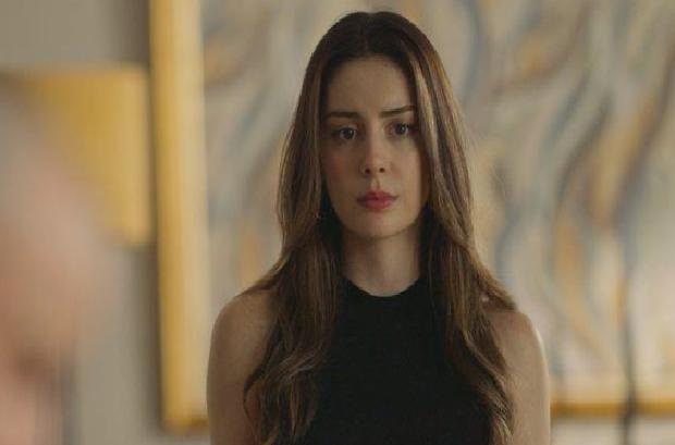 İnançlarına Ters Duran Genç Oyuncu Selin Türkmen: Falle Yaşamı Ayrı Tutuyor