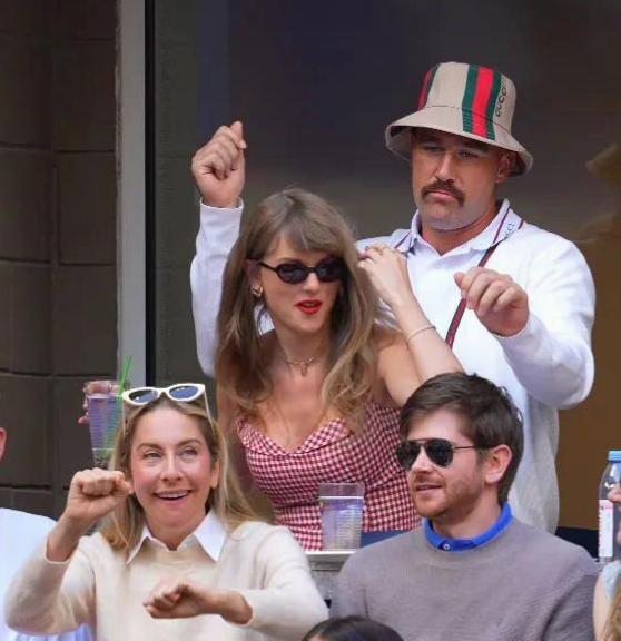 Taylor Swift ve Travis Kelce Düğünü: Bekar Konuklar İçin Sıkı Tek Gelme Koşulu