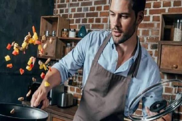 Teflon Tavalarda Doğru Kullanım ve Yüzey Kaplama Riskleri