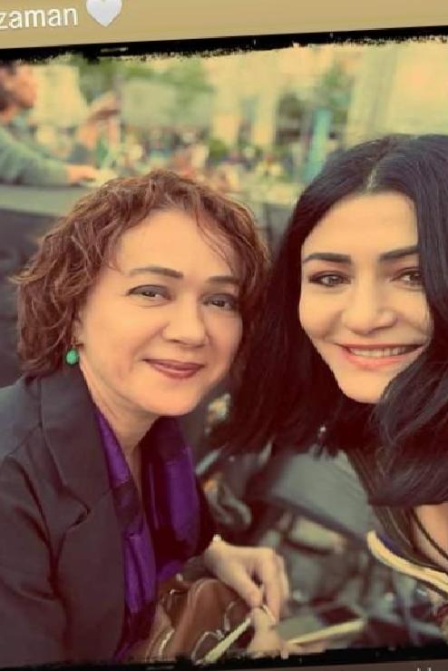 Yaprak Dökümü'nin İkili Buluşması: Bennu Yıldırımlar ve Deniz Çakır 18 Yıl Sonra Aynı Karede
