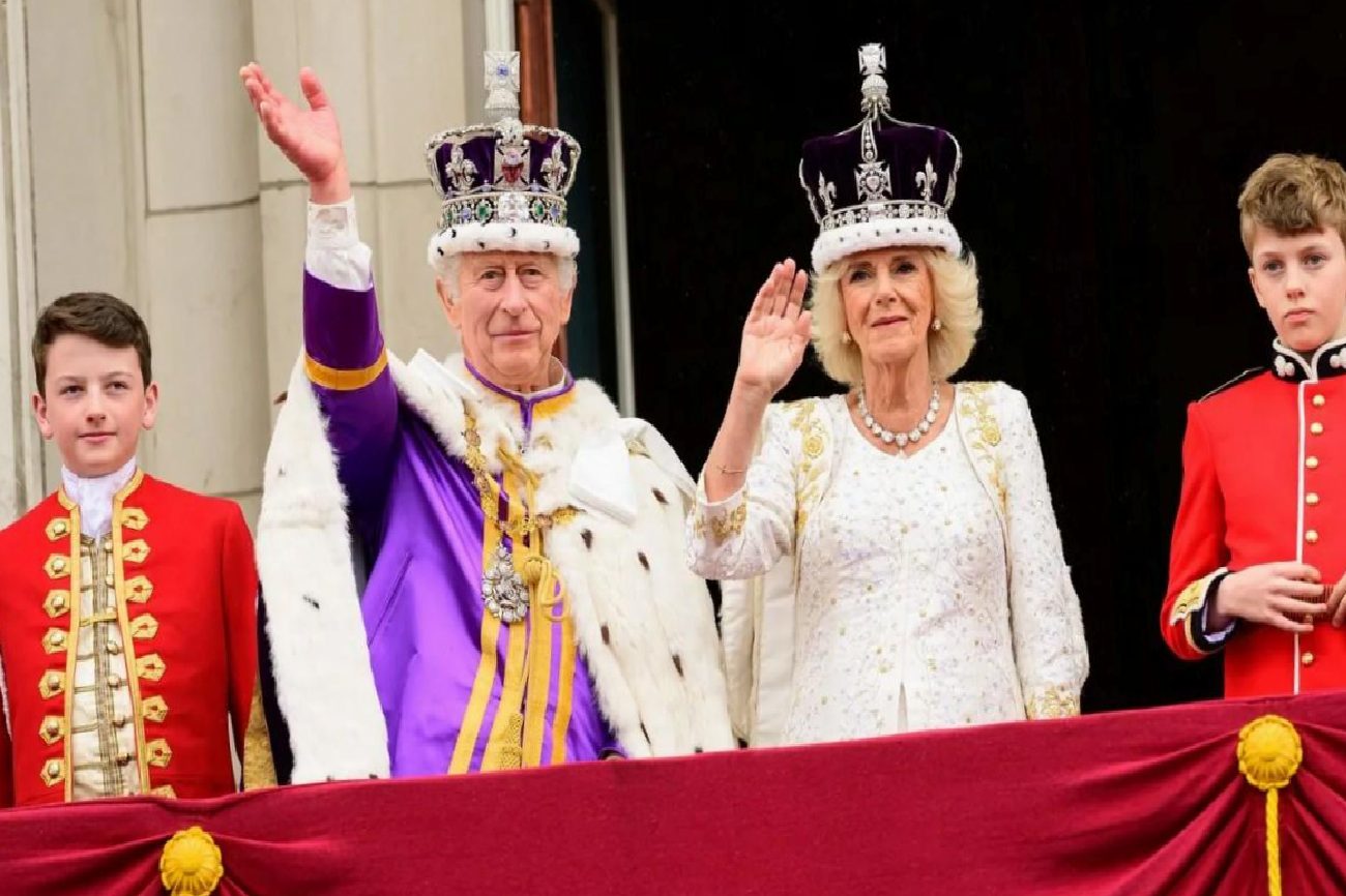 Buckingham Sarayı’ndaki 10 Yıllık Restorasyon Sonrası Geri Dönüş Planı Değişti