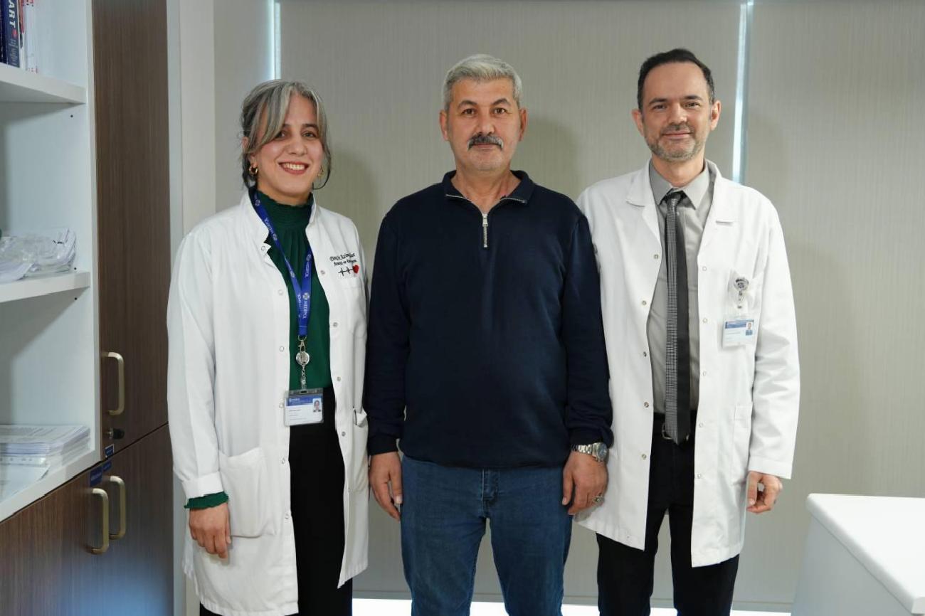 Kalp Kriziyle Savaşan Genç Hastanın İyileşme Hikayesi: 20’den Fazla Defibrilasyonla Hayata Dönüş