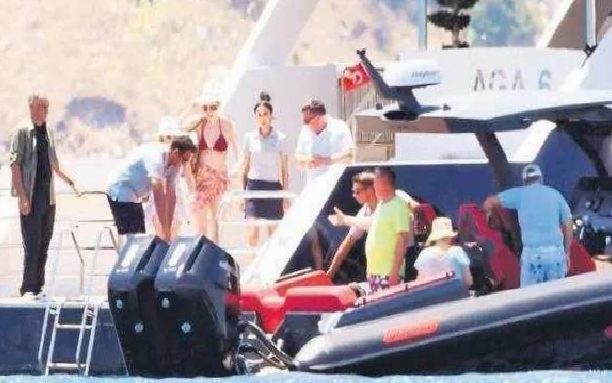 Ali Ağaoğlu'nun Bebek Kutlamasında 1 Milyon TL'lik Hesap Olayı