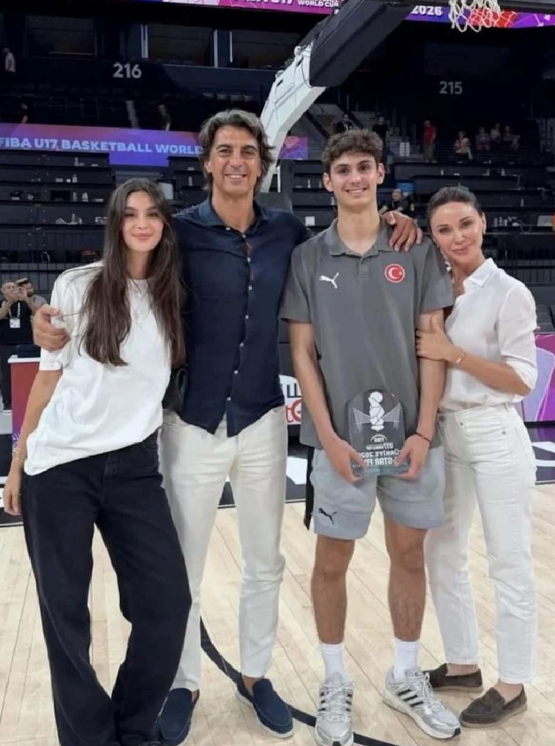 Demet Şener ve İbrahim Kutluay Barışma İddialarını Doğruladı: Aile Yan Yana Tatil Planları