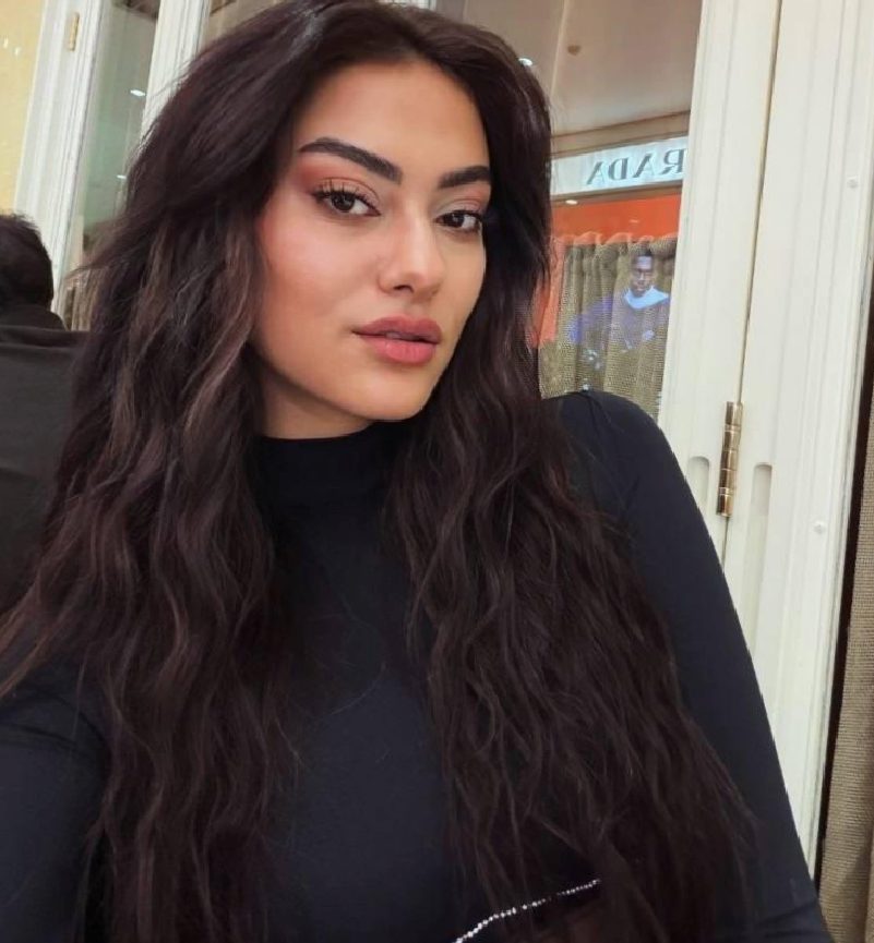 Güllü'nün Kızı Rolünü Üstlenen Oyuncunun Psikolojik Çöküşü ve Kamu Tepkileri