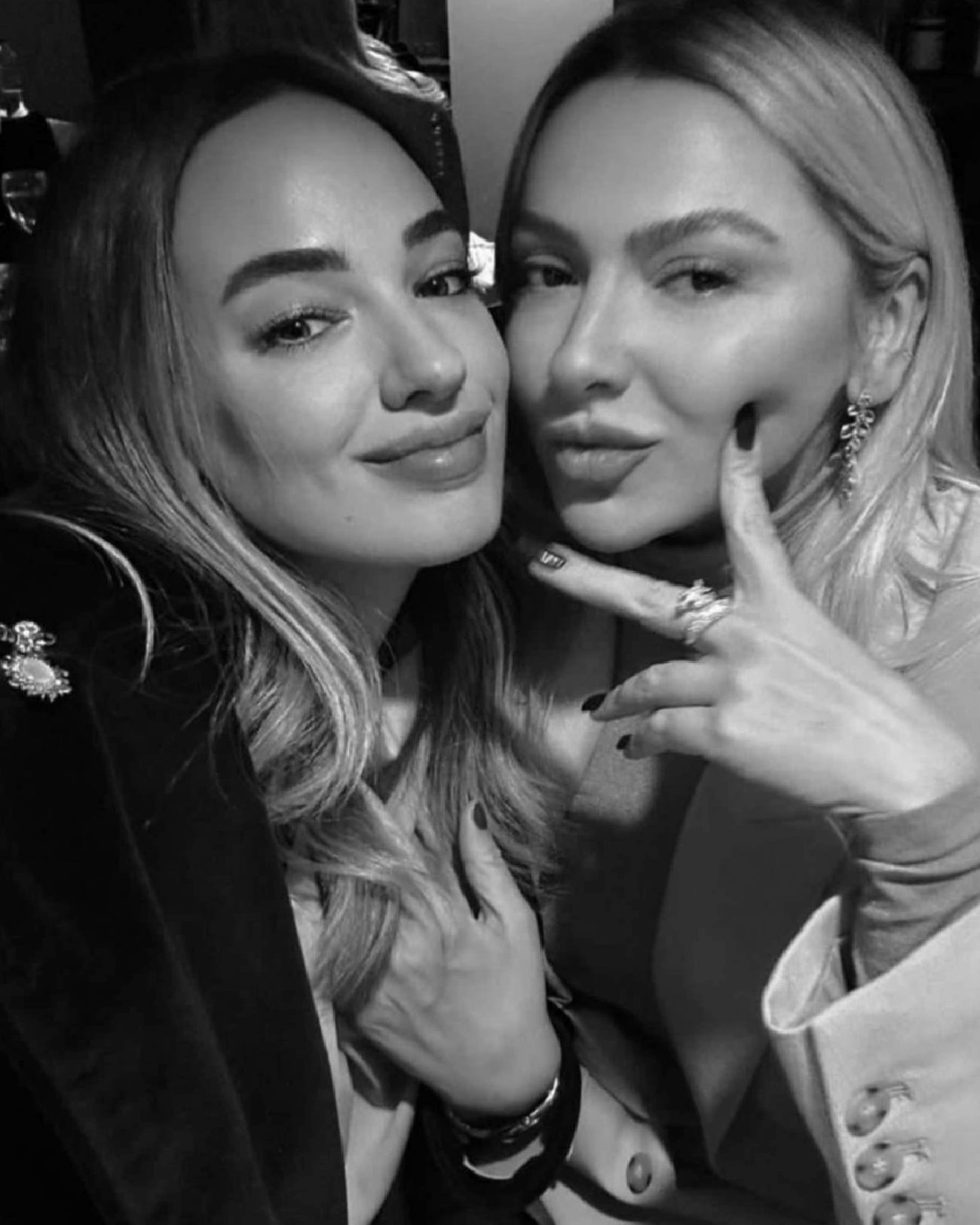Hadise ve Seda Bakan Arasındaki Küslüğün Nedeni: Arkadaşlık Sınırları ve Kendine Dönüş