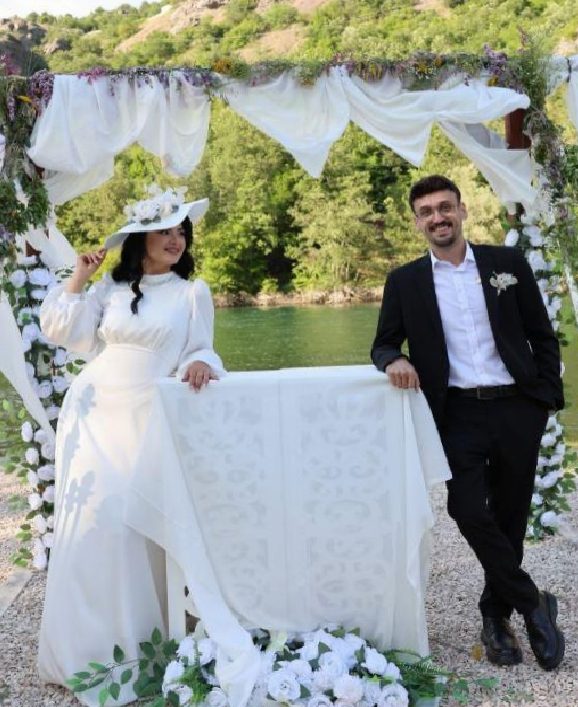 Hanife Gürdal’ın Hayatında Şaşırtan Düğün ve Dönüşüm: Evlenme Kararı ve Soyadı Değişimi