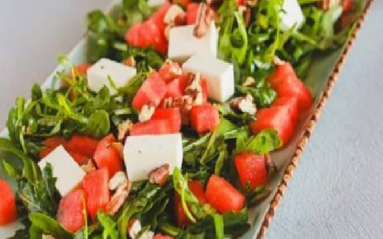 Karpuz Salatası: Ferah ve Pratik Yaz Lezzeti