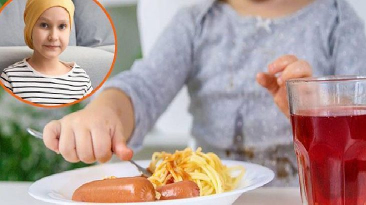 Inset of a girl in a yellow headscarf watching a plate of spaghetti with sausages and a glass of red juice on a table nearby.