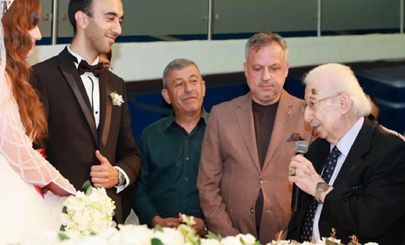 Osmanoğlu Ailesinin Mutlu Günü: Mohammed Halil ve Havva Sude'nin Önemli Nikah Anı