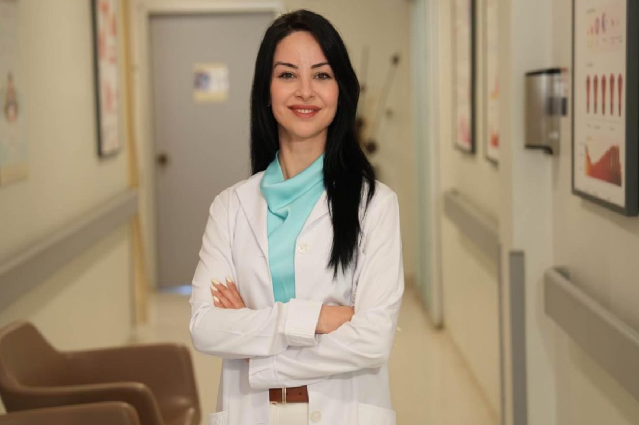 Yaz Aylarında Cilt Bariyeri ve Bakım İpuçları: Güneş, Su ve Kimyasal Etkenler