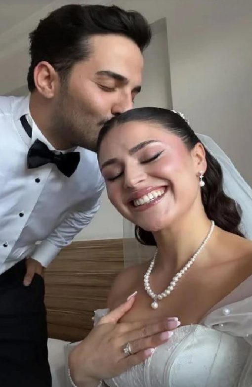 Ayşe Yüksel ve Sercan Saray: Sürpriz Düğün Anı Blağlarıyla Taşlandı