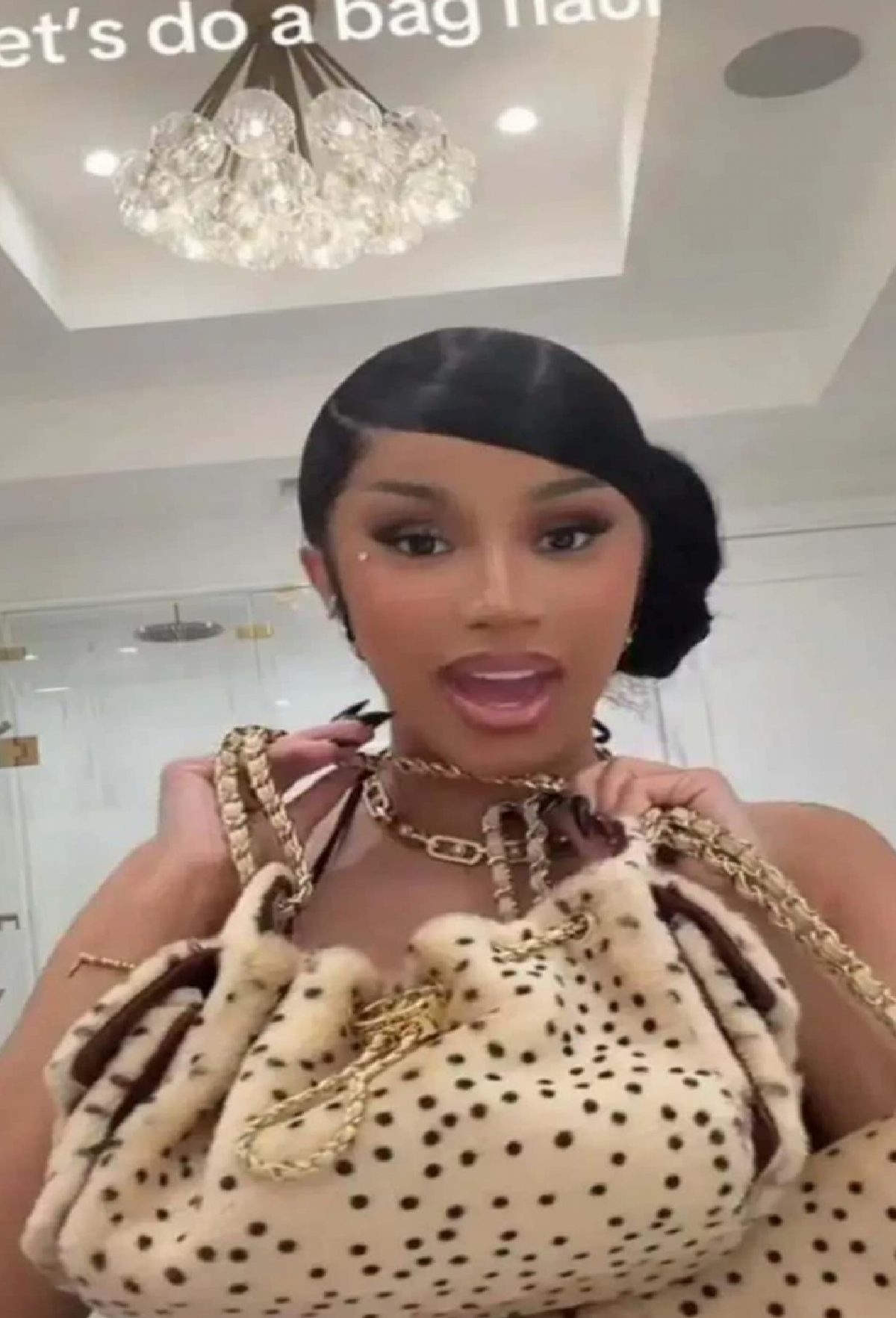 Cardi B'nin Ultra Lüks Çanta Koleksiyonu: Değerler ve Detaylar