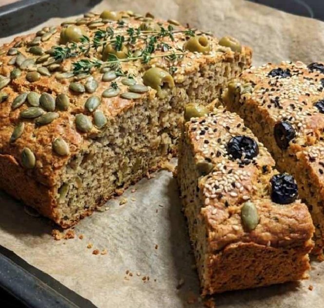 Glutensiz Tuzlu Kek: Lor ve Süzme Peynirli Nefis Bir Atıştırmalık
