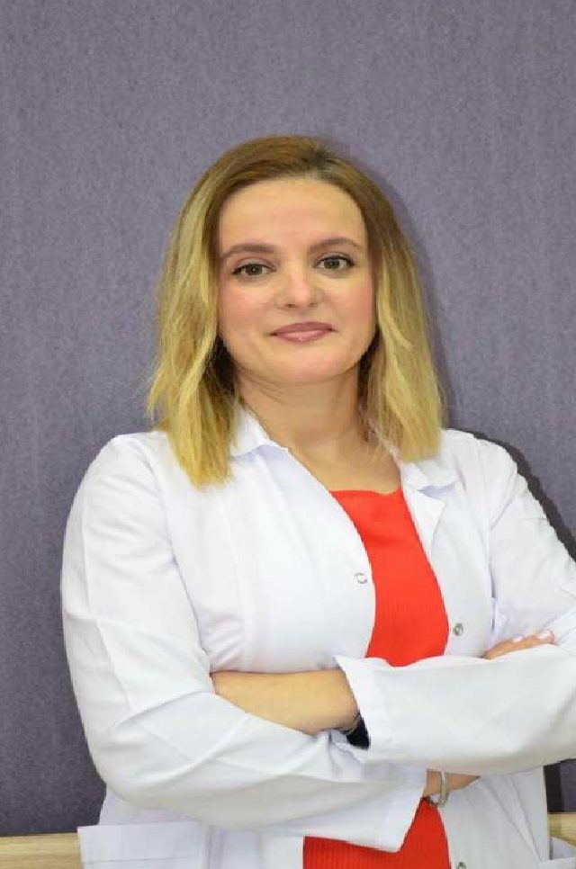 Karpuz: Yazın Serinleten Meyvenin Faydaları ve Dikkat Edilmesi Gerekenler
