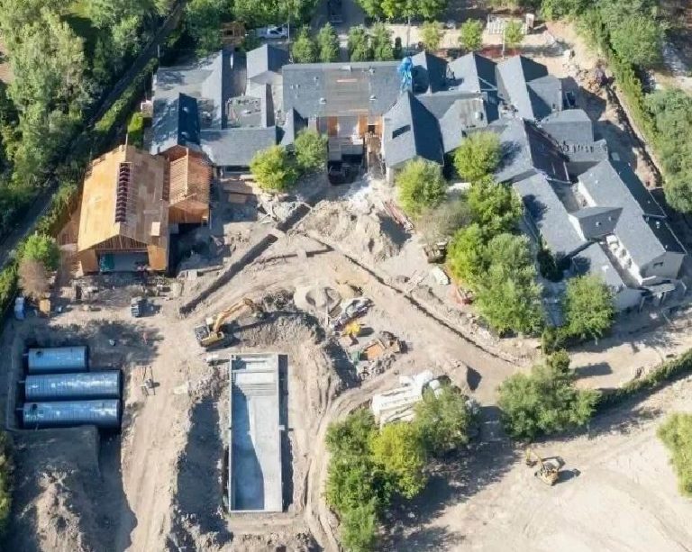 Kim Kardashian’ın Los Angeles Malikanesine Giren Şüpheli Suçüstü Yakalandı