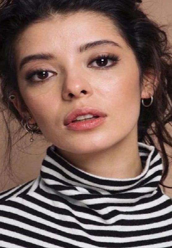 Selin Şekerci: Kadın Oyunculara Yönelik Yaş Ayrımcılığına Sesini Yükseltiyor