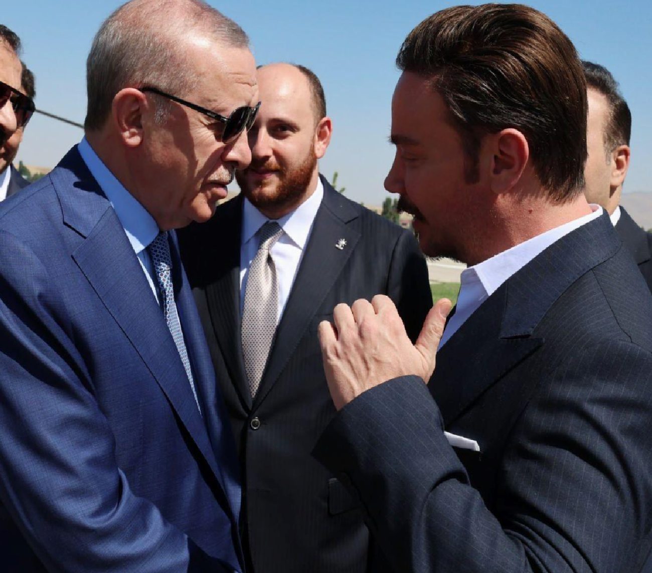 Sinan Akçıl Malazgirt Zaferi'nde Erdoğan ile Buluştu: Ömrümden Yılları Verebilirim Sözüyle Gündemde