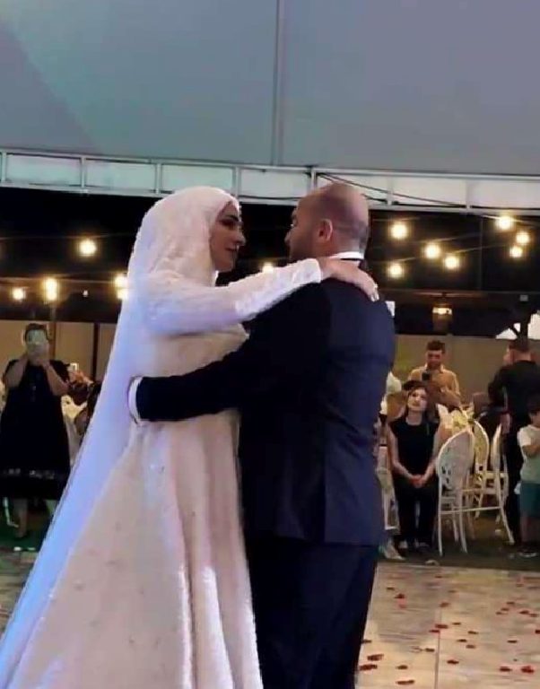 Burçun Özçivit'in Düğünü ve Burak Özçivit'in Katılamama Nedeni