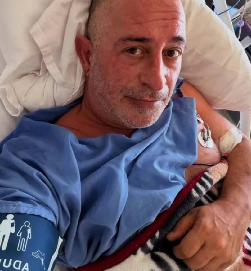 Cem Yılmaz’ın Sağlık Durumu Sonrası İlk Görünüm: Bastonla Davette Neşeli Anlar