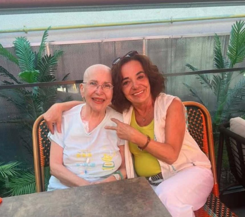 Gül Onat: Zorlu Tedavi ve Umut Dolu Mesajlarla Dengede Kalan Yaşam