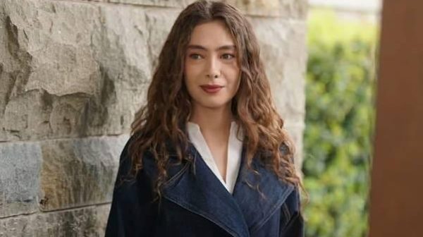 Neslihan Atagül’ün Dizi Projesinde Partner Kim Olacak? Tartışmalar ve İddialar